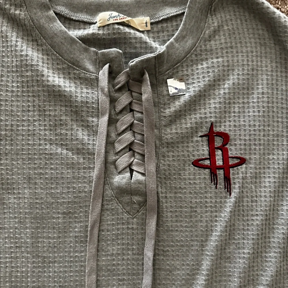 Houston Rockets Gray Ribbed Knit Top for Ladies - Picture 2 of 5